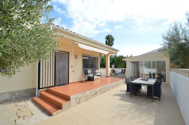 3 Zimmer Villa zu verkaufen in Vinaròs mit Pool Garage - 345.000 € (Ref: 10130612)