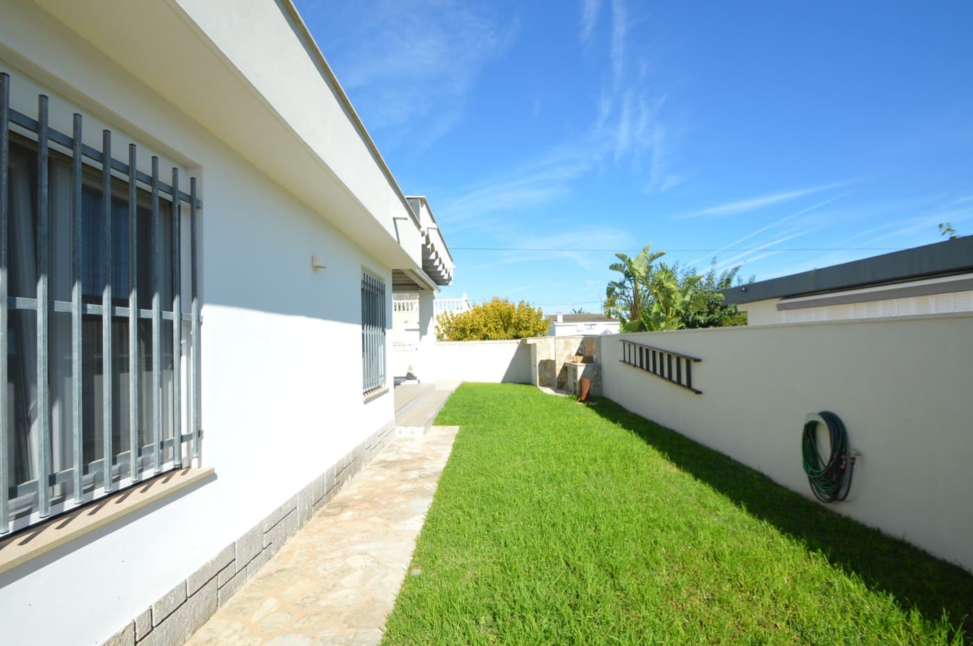 3 sypialnia Willa na sprzedaż w Vinaros z basenem garażem - 335 000 € (Ref: 10156930)