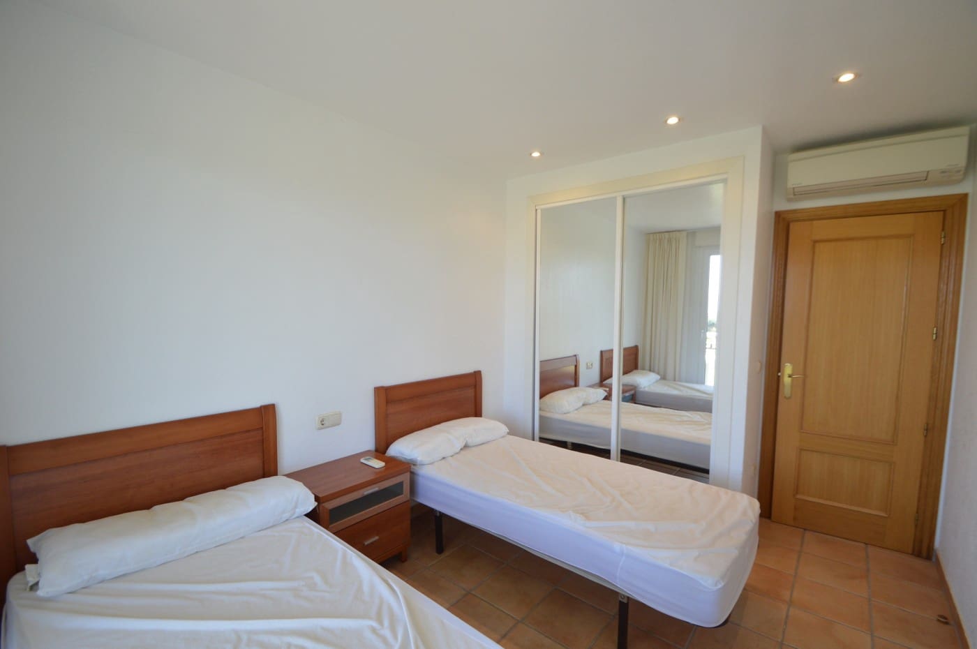 2 soveværelse Lejlighed til salg i Sant Jordi med swimmingpool garage - € 150.000 (Ref: 10158695)
