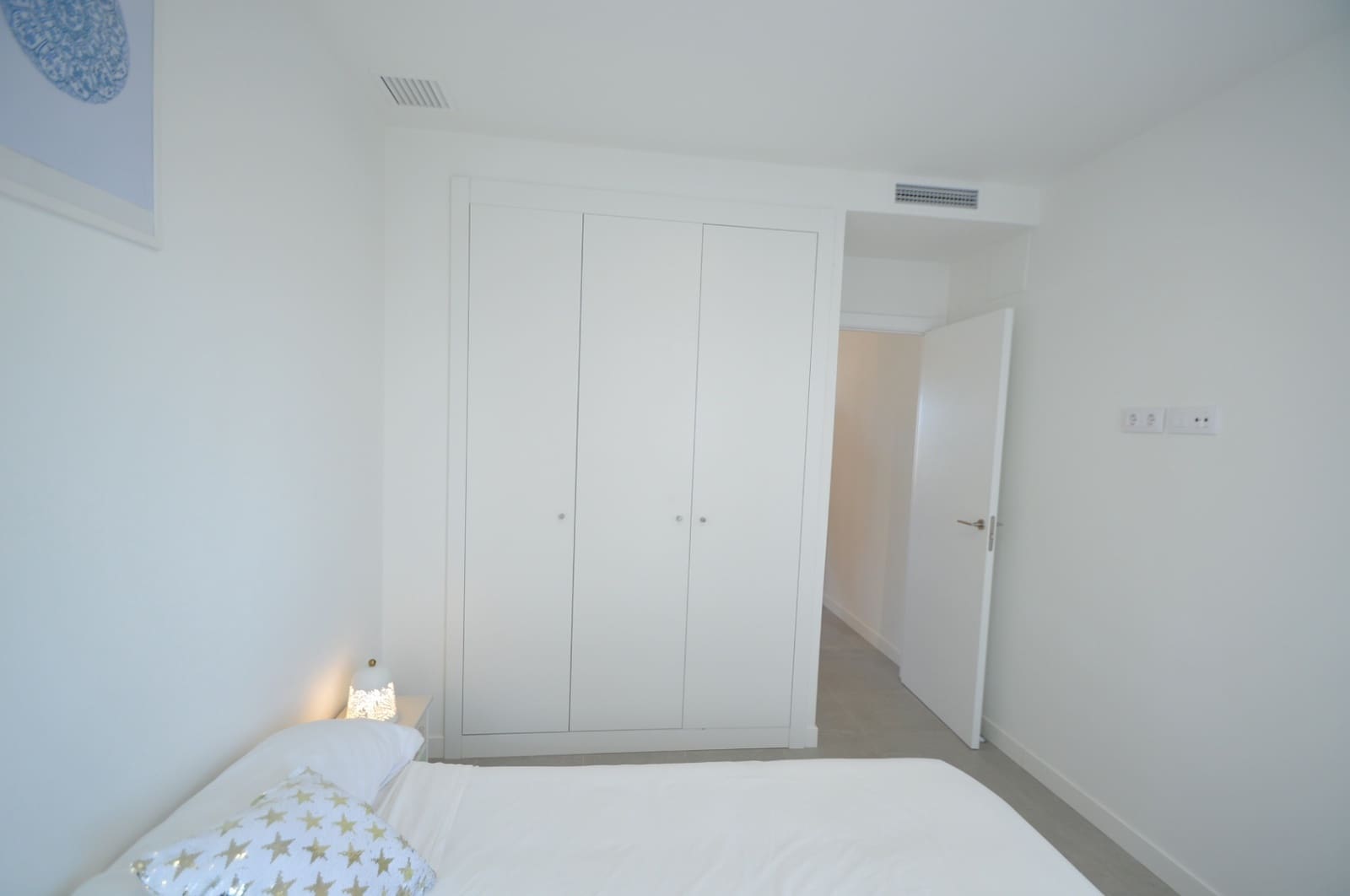 3 bedroom Villa for sale in Vinaros with pool garage - € 399,000 (Ref: 10183470)