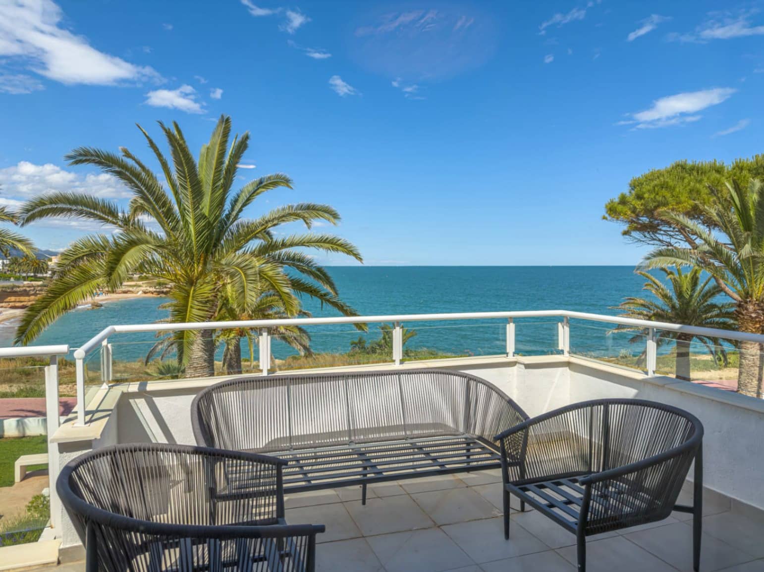 3 bedroom Villa for sale in Vinaros with pool garage - € 399,000 (Ref: 10183470)