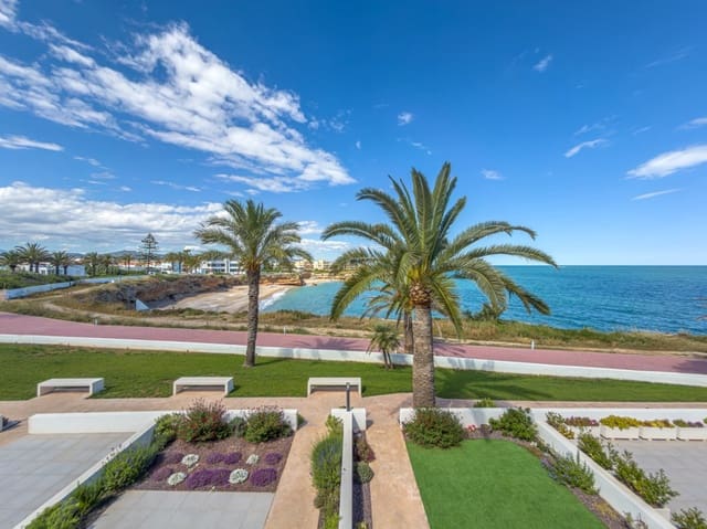 3 bedroom Villa for sale in Vinaròs with pool garage - € 399,000 (Ref: 10183470)