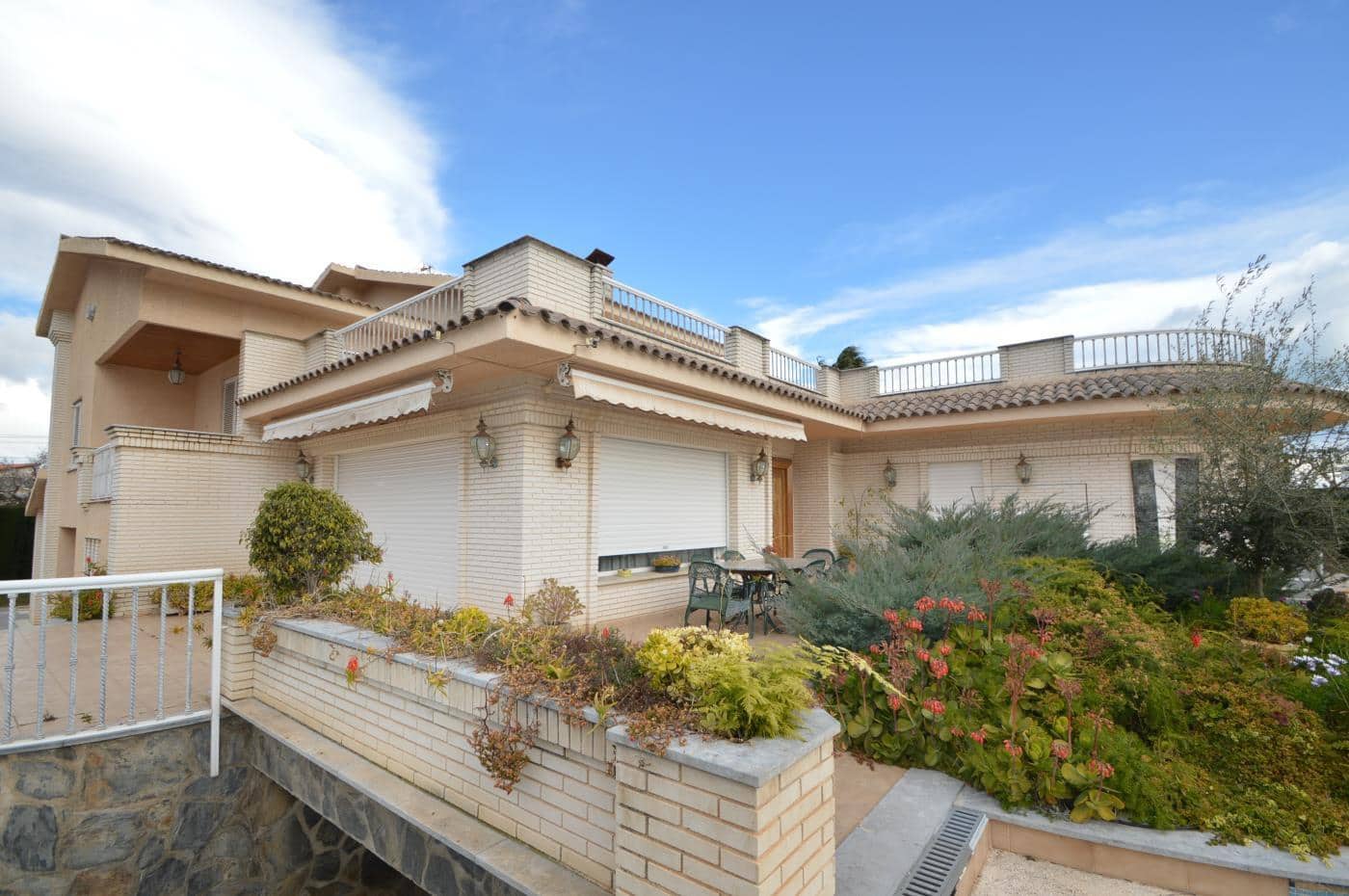 7 chambre Villa/Maison à vendre à Vinaros avec piscine garage - 750 000 € (Ref: 4447211)