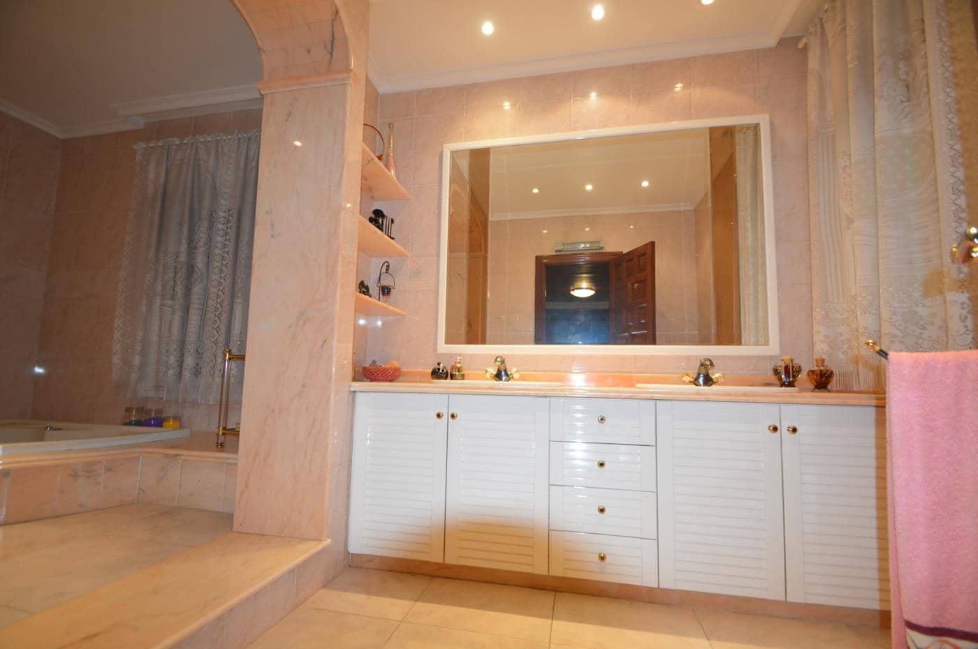 7 chambre Villa/Maison à vendre à Vinaros avec piscine garage - 750 000 € (Ref: 4447211)