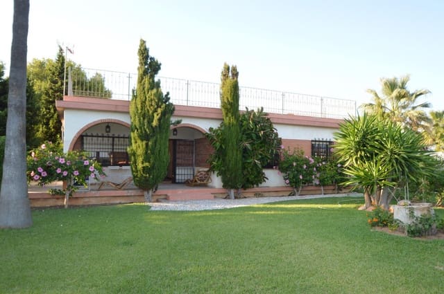 3 makuuhuone Huvila myytävänä paikassa Vinaròs mukana 
autotalli - 595 000 € (Ref: 4778125)