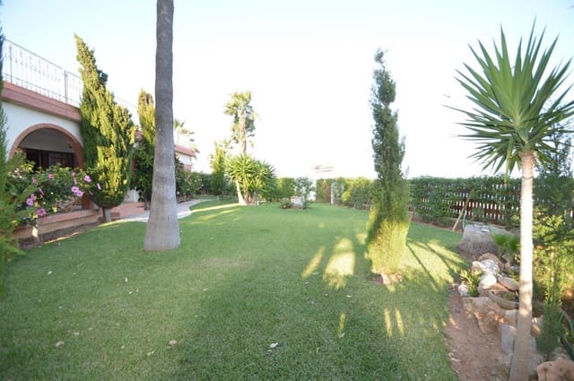 3 makuuhuone Huvila myytävänä paikassa Vinaròs mukana 
autotalli - 595 000 € (Ref: 4778125)