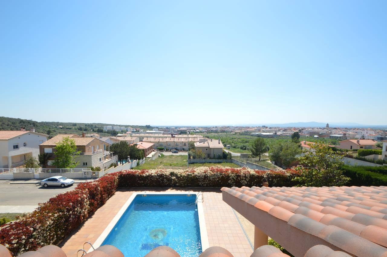 5 chambre Villa/Maison à vendre à La Senia avec piscine garage - 900 000 € (Ref: 4891998)