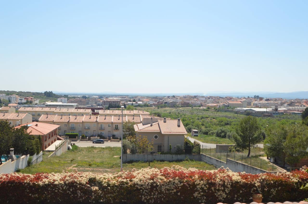 5 chambre Villa/Maison à vendre à La Senia avec piscine garage - 900 000 € (Ref: 4891998)