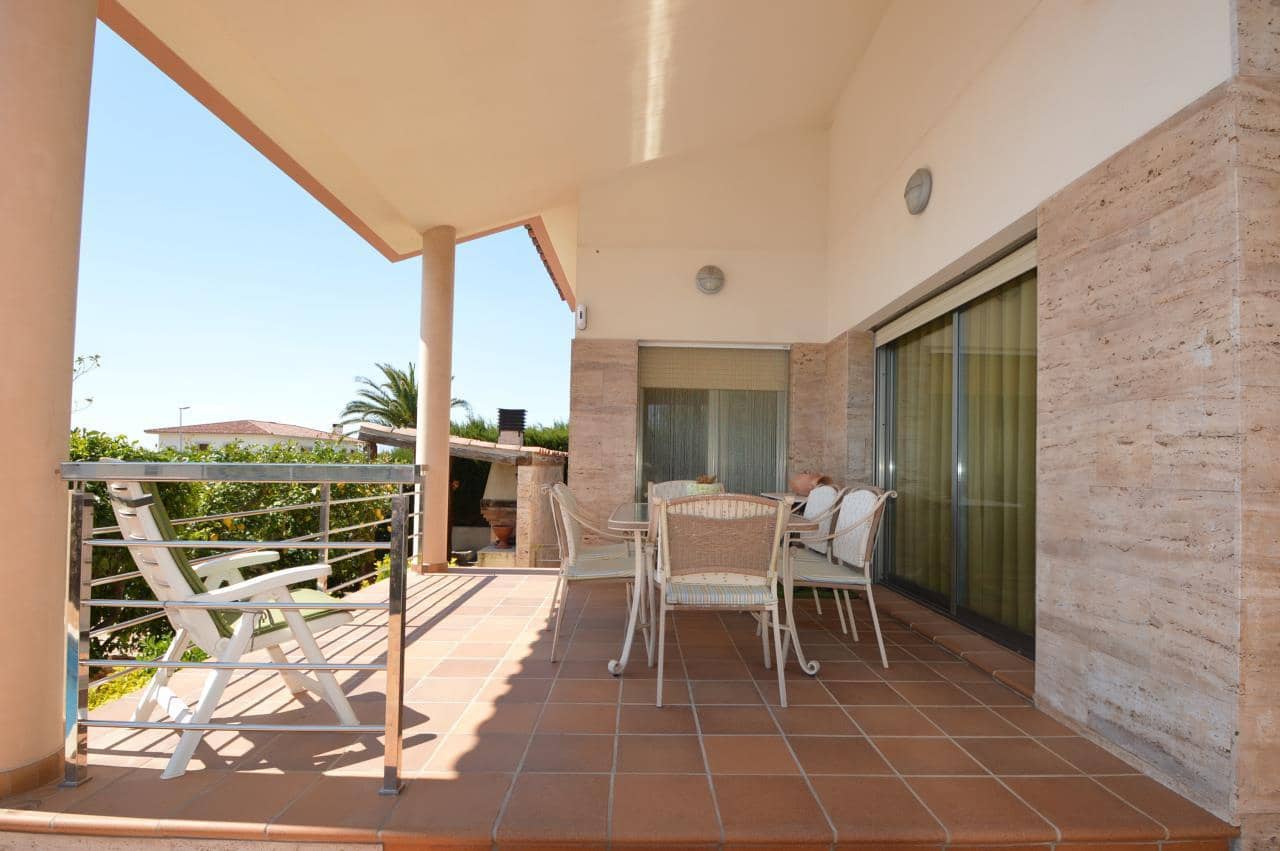 5 chambre Villa/Maison à vendre à La Senia avec piscine garage - 900 000 € (Ref: 4891998)