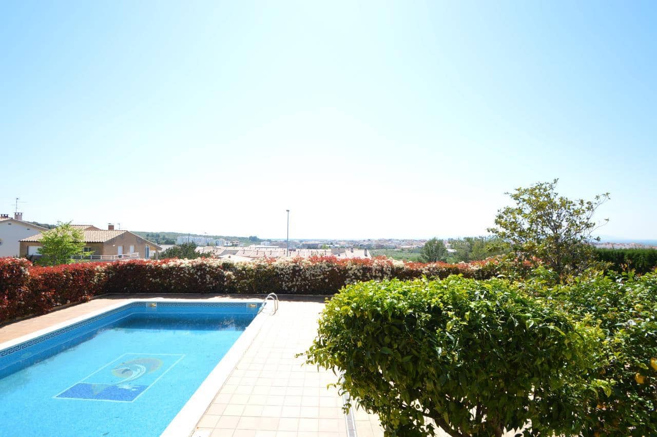 5 chambre Villa/Maison à vendre à La Senia avec piscine garage - 900 000 € (Ref: 4891998)