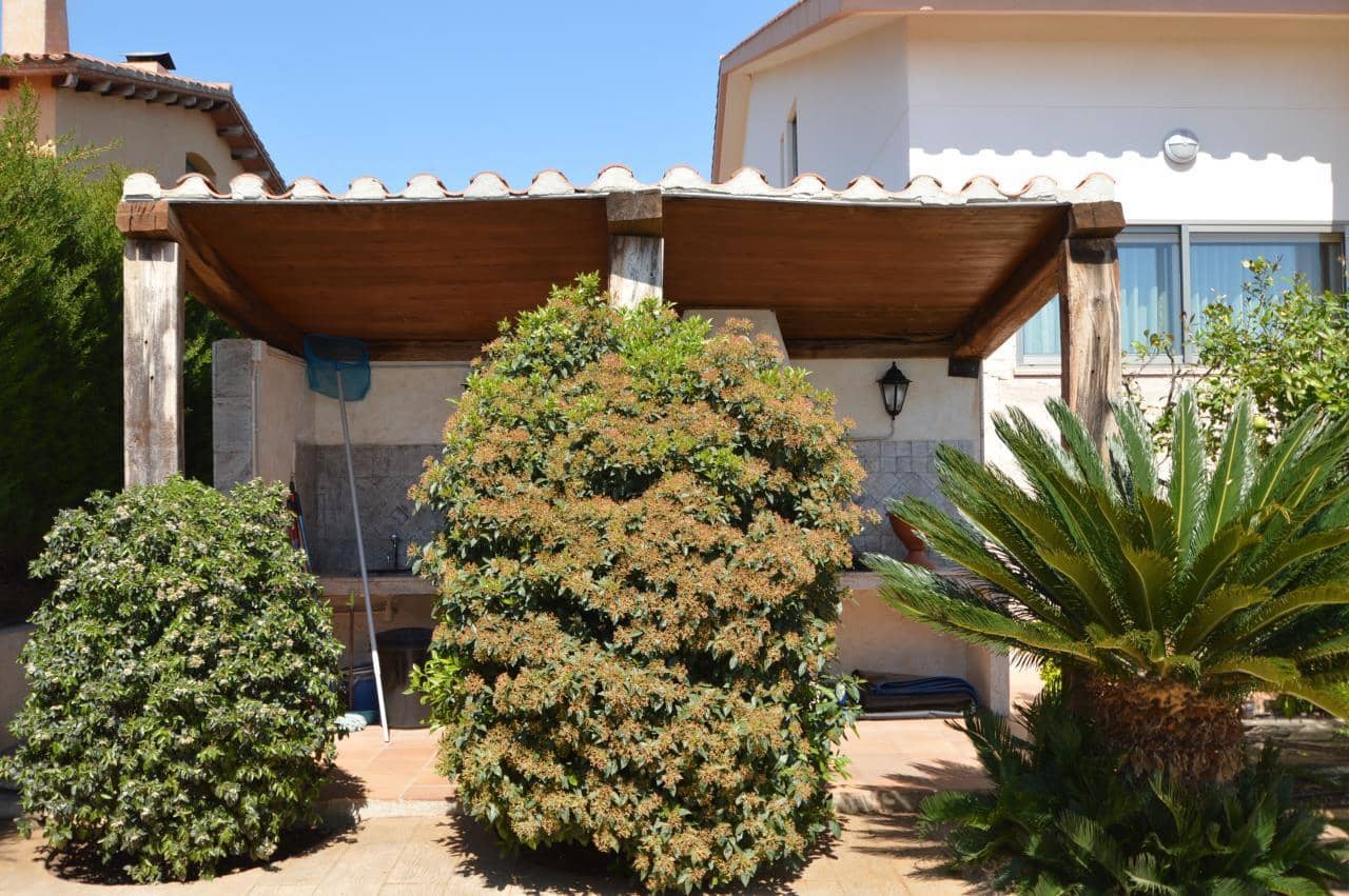 5 chambre Villa/Maison à vendre à La Senia avec piscine garage - 900 000 € (Ref: 4891998)