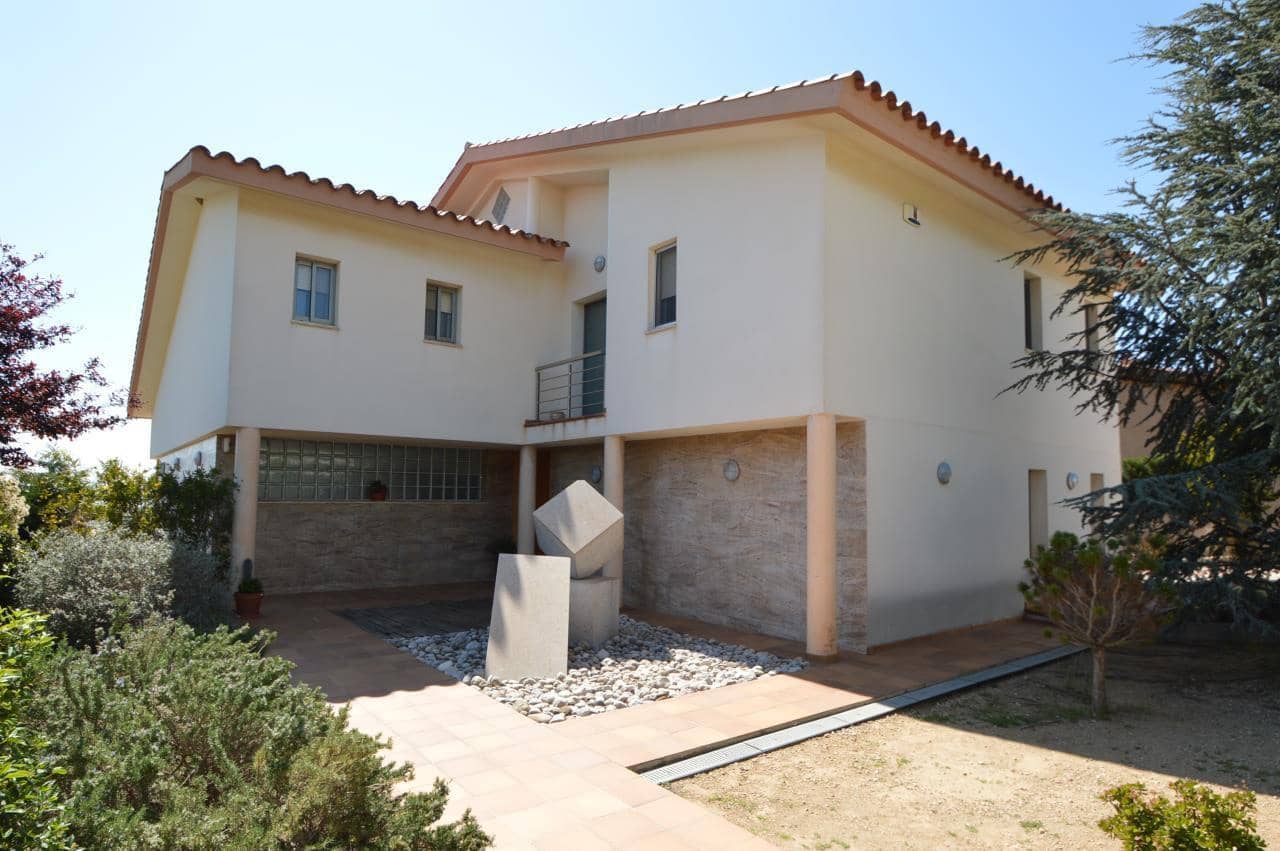 5 chambre Villa/Maison à vendre à La Senia avec piscine garage - 900 000 € (Ref: 4891998)