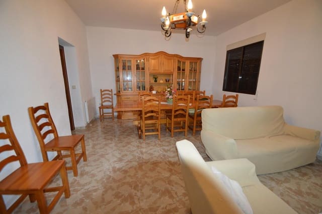 6 soveværelse Villa til salg i Vinaròs med swimmingpool garage - € 295.000 (Ref: 4967992)