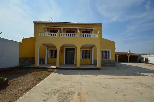 6 soveværelse Villa til salg i Vinaròs med swimmingpool garage - € 295.000 (Ref: 4967992)