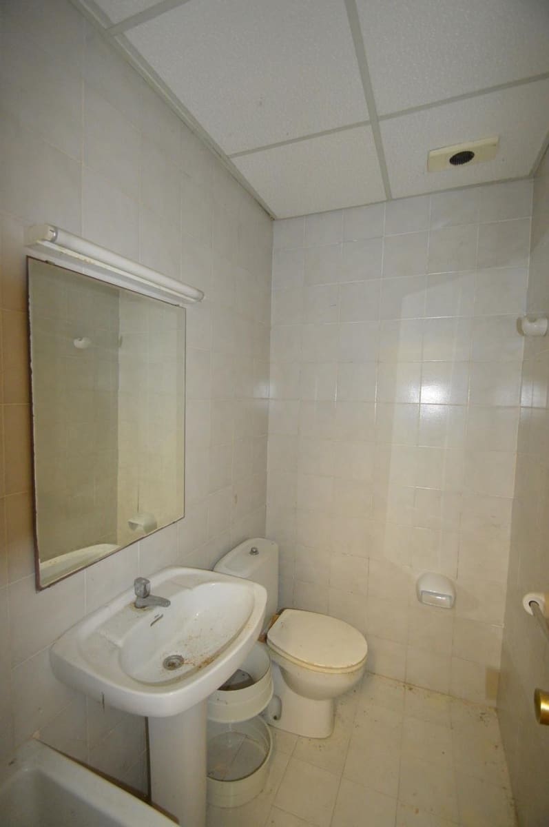 10 soveværelse Byhus til salg i Rossell - € 90.000 (Ref: 4994265)