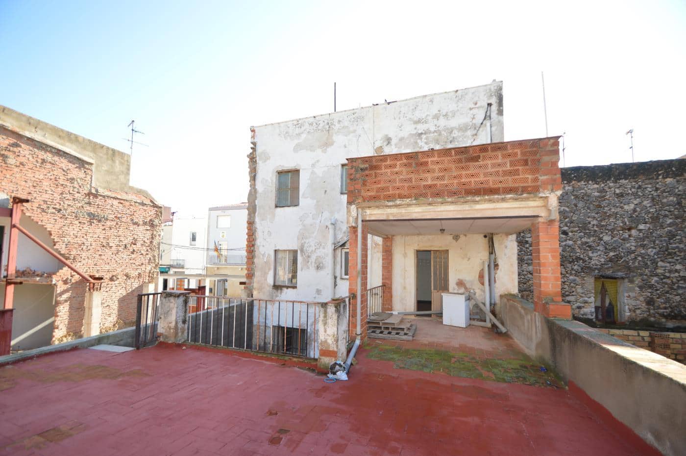 10 soveværelse Byhus til salg i Rossell - € 90.000 (Ref: 4994265)