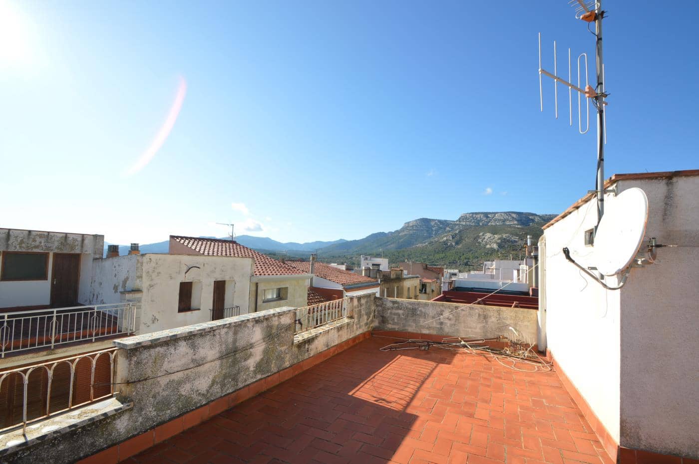 10 soveværelse Byhus til salg i Rossell - € 90.000 (Ref: 4994265)