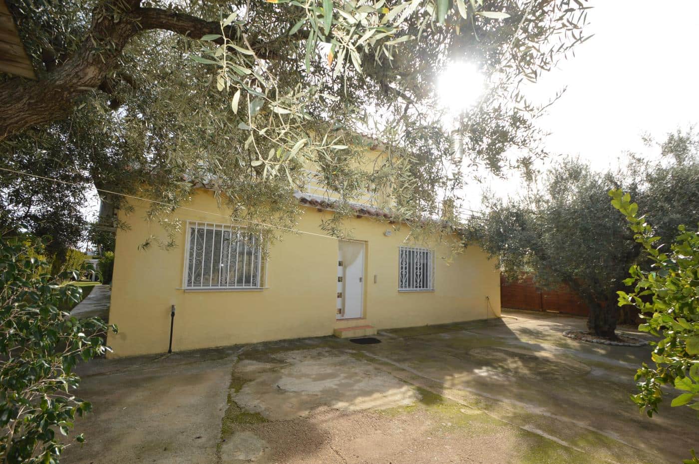 Chalet de 3 habitaciones en Benicarló en venta con piscina garaje - 525.000 € (Ref: 5073125)