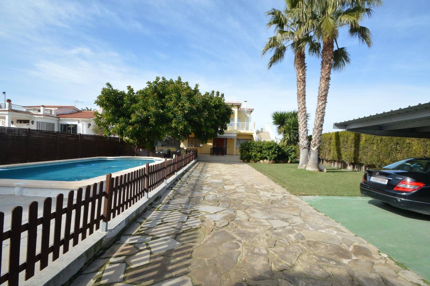 Chalet de 3 habitaciones en Benicarló en venta con piscina garaje - 525.000 € (Ref: 5073125)