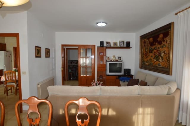 4 soveværelse Villa til salg i Vinaròs med garage - € 390.000 (Ref: 5101493)