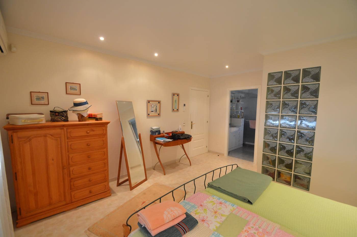 3 soveværelse Villa til salg i Vinaros med swimmingpool garage - € 650.000 (Ref: 5229050)