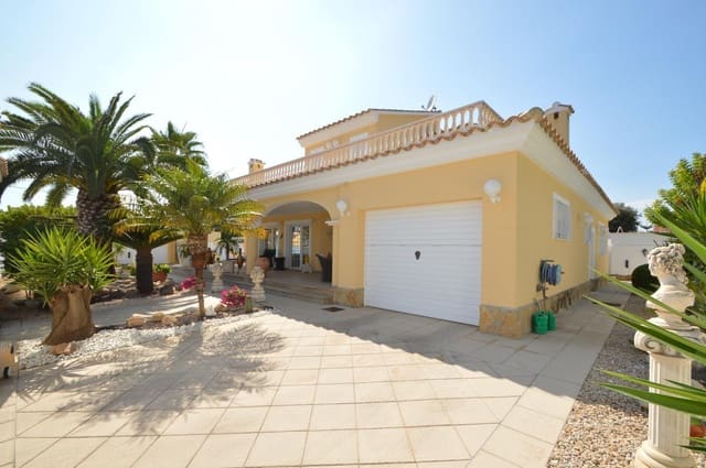 3 soveværelse Villa til salg i Vinaròs med swimmingpool garage - € 650.000 (Ref: 5229050)