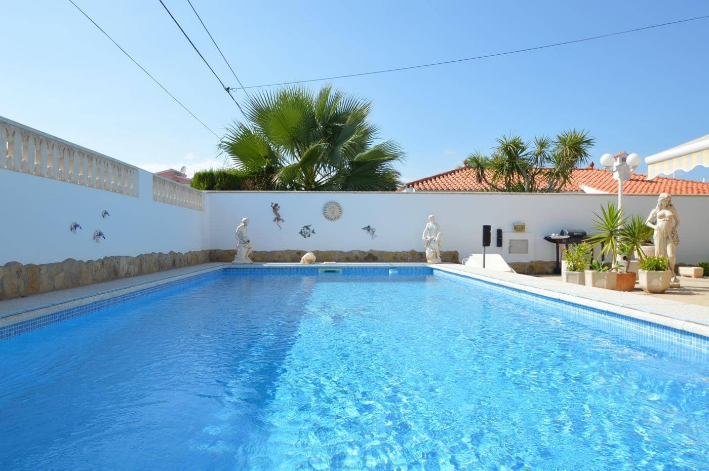 3 soveværelse Villa til salg i Vinaros med swimmingpool garage - € 650.000 (Ref: 5229050)