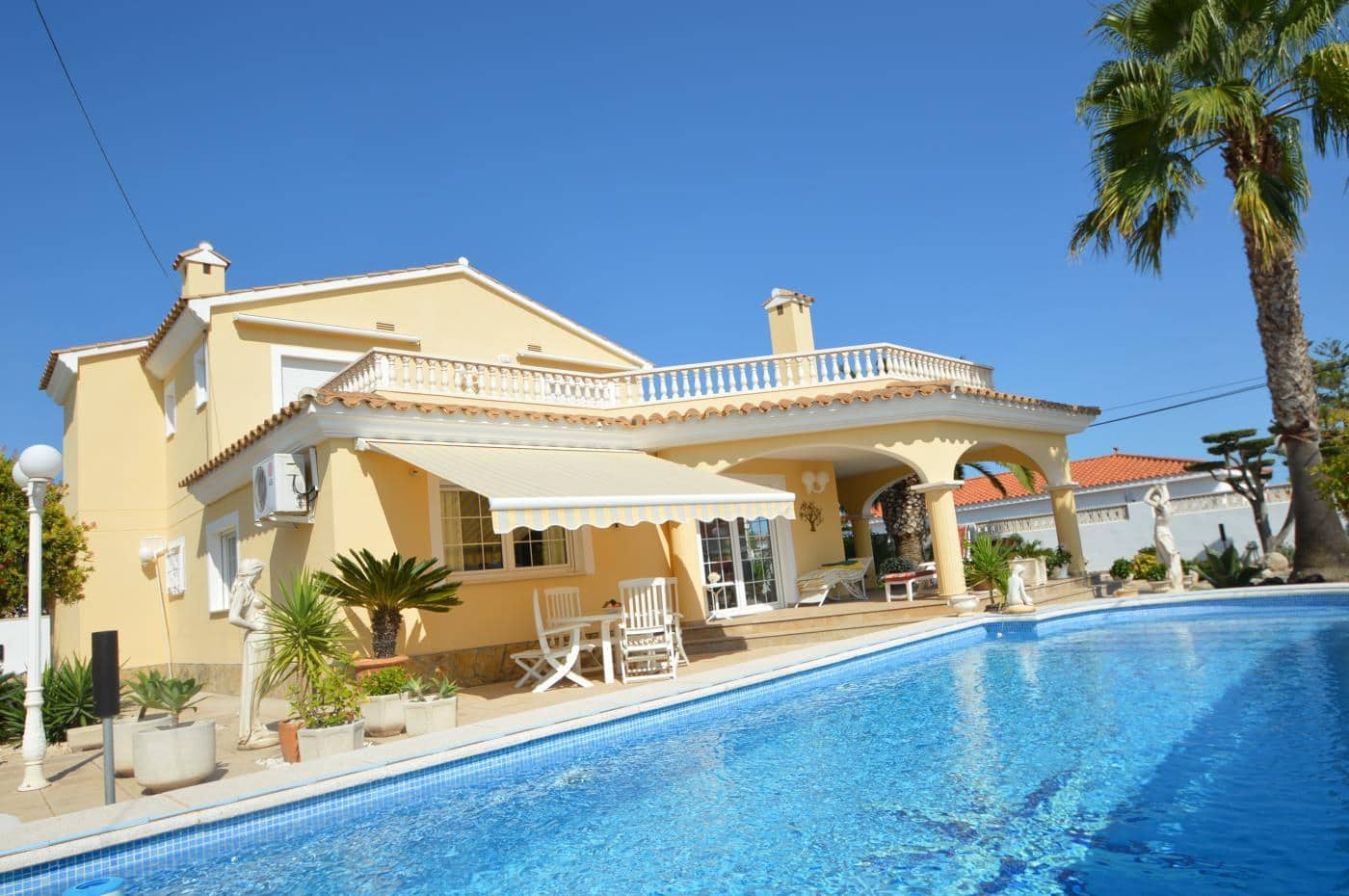 3 soveværelse Villa til salg i Vinaros med swimmingpool garage - € 650.000 (Ref: 5229050)