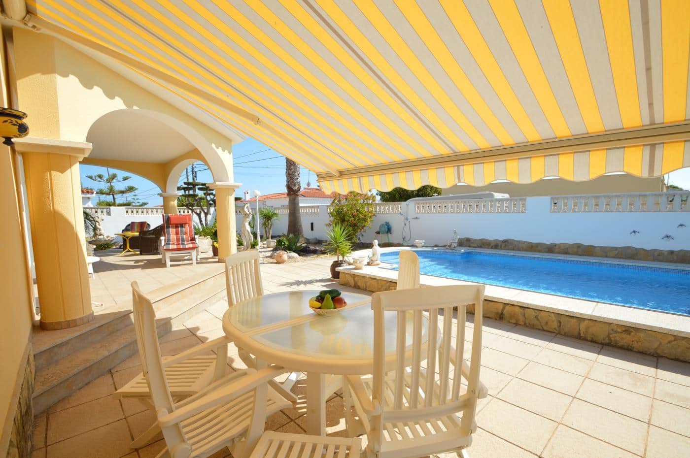 3 soveværelse Villa til salg i Vinaros med swimmingpool garage - € 650.000 (Ref: 5229050)