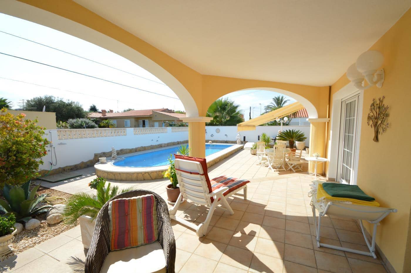 3 soveværelse Villa til salg i Vinaros med swimmingpool garage - € 650.000 (Ref: 5229050)