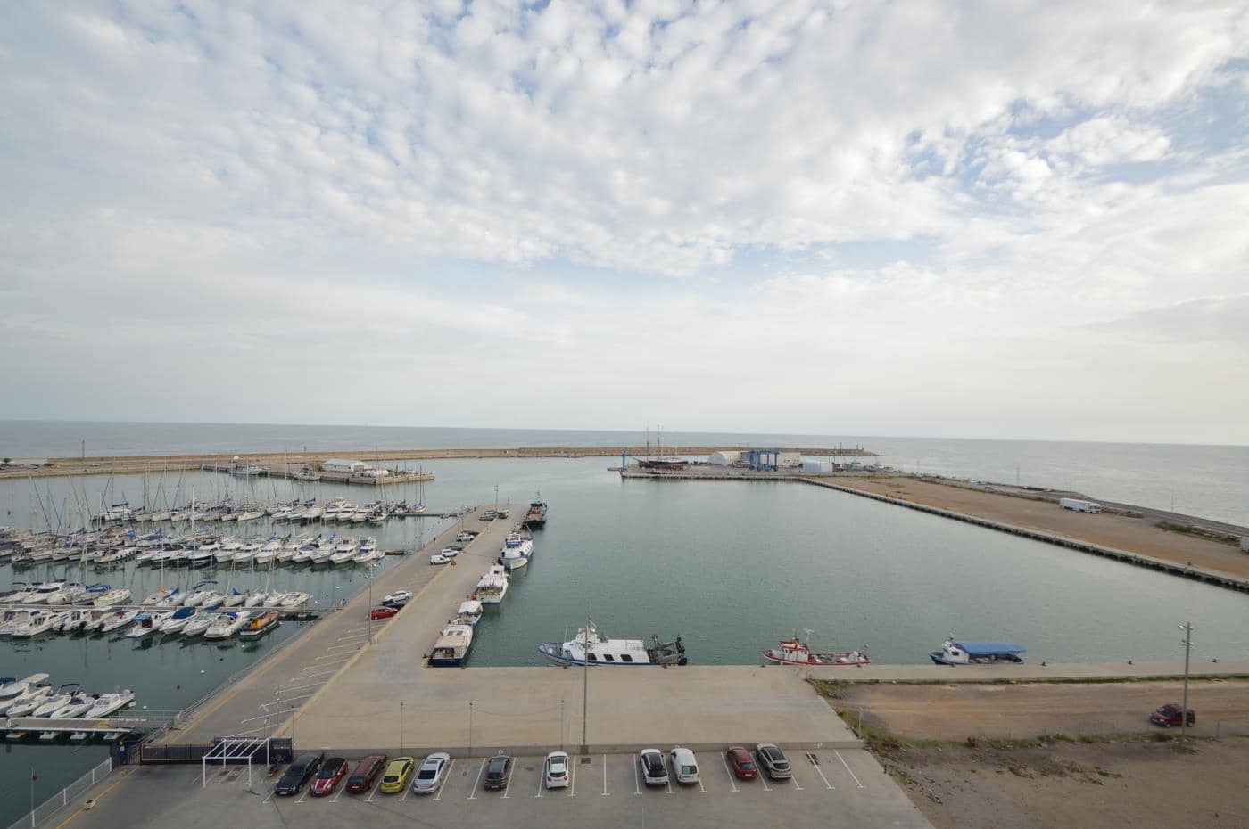 3 slaapkamer Flat te koop in Vinaros - € 350.000 (Ref: 7177919)