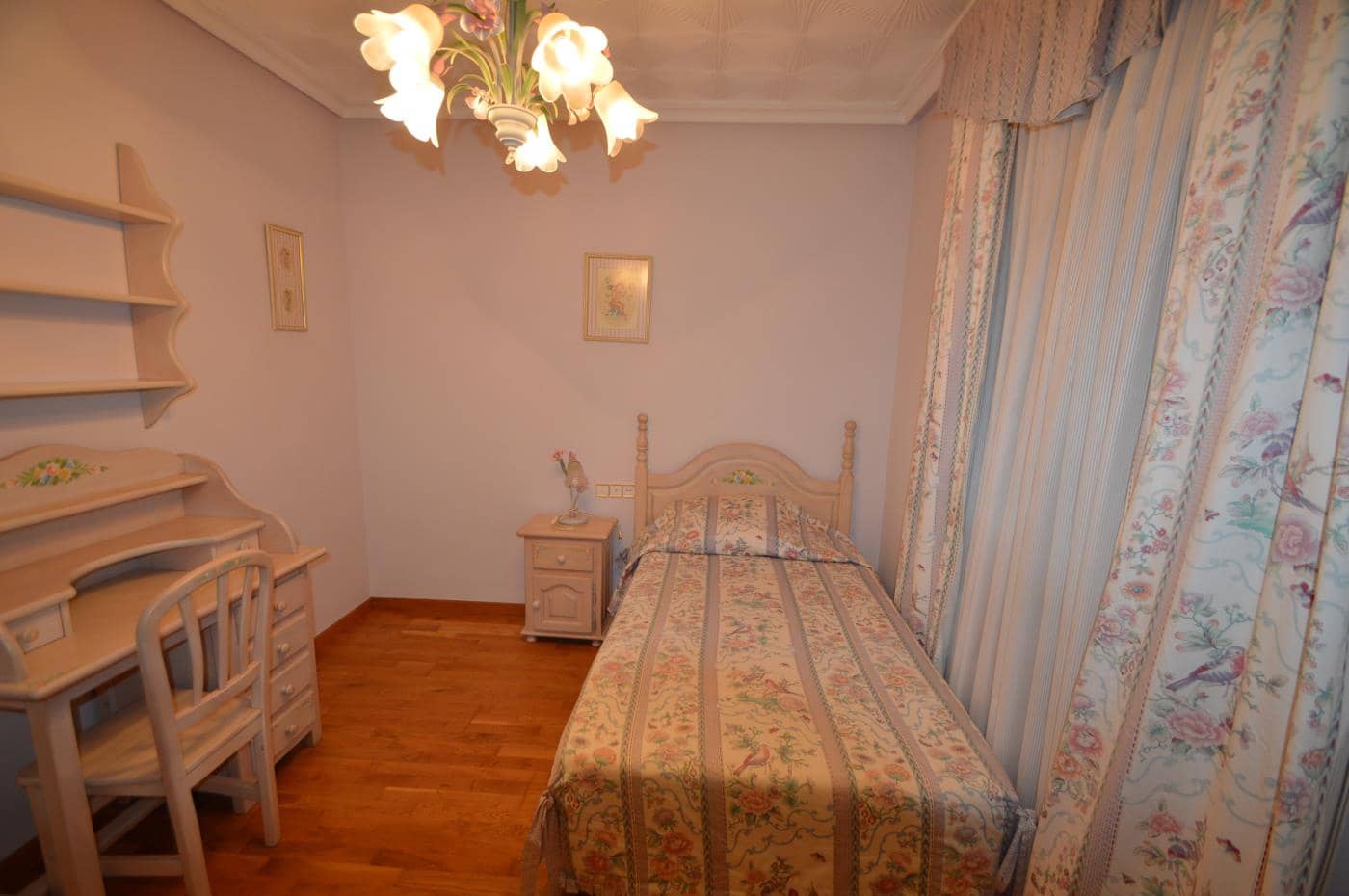 3 slaapkamer Flat te koop in Vinaros - € 350.000 (Ref: 7177919)