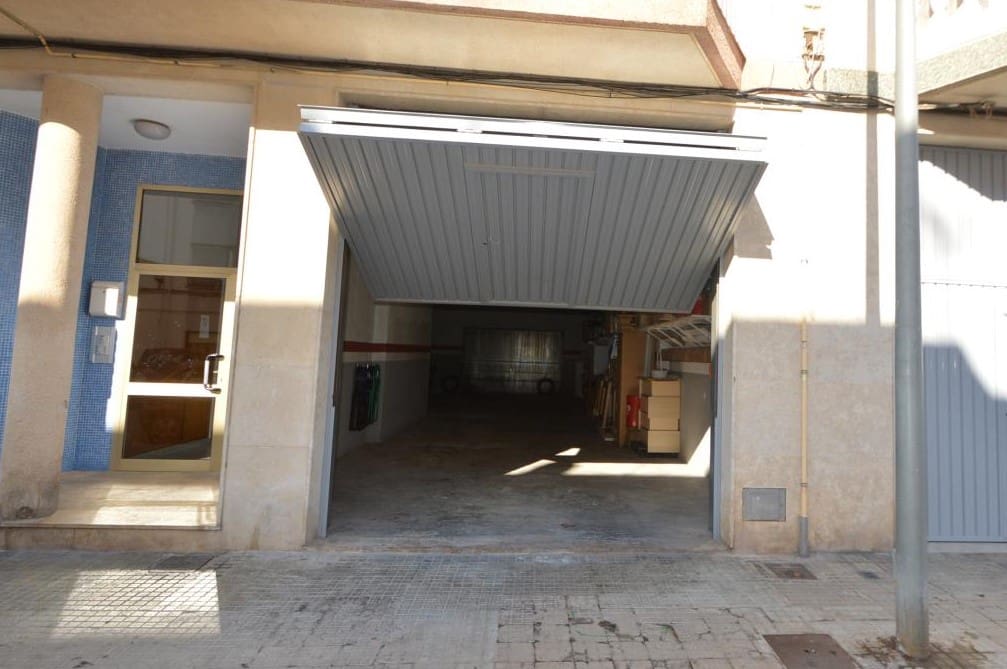 Commerciale in vendita in Vinaros - 82.000 € (Rif: 7396753)