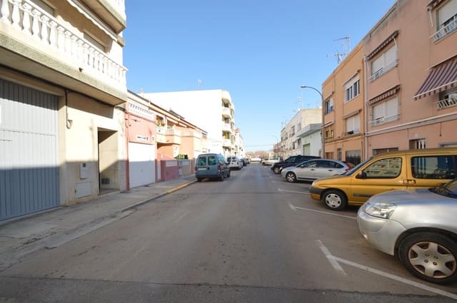 Commercial for sale in Vinaròs - € 82,000 (Ref: 7396753)