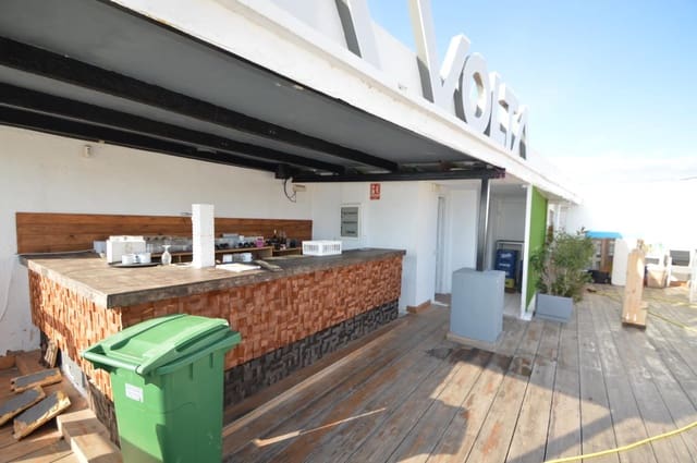 Commercial for rent in Vinaròs - € 500 (Ref: 7407297)