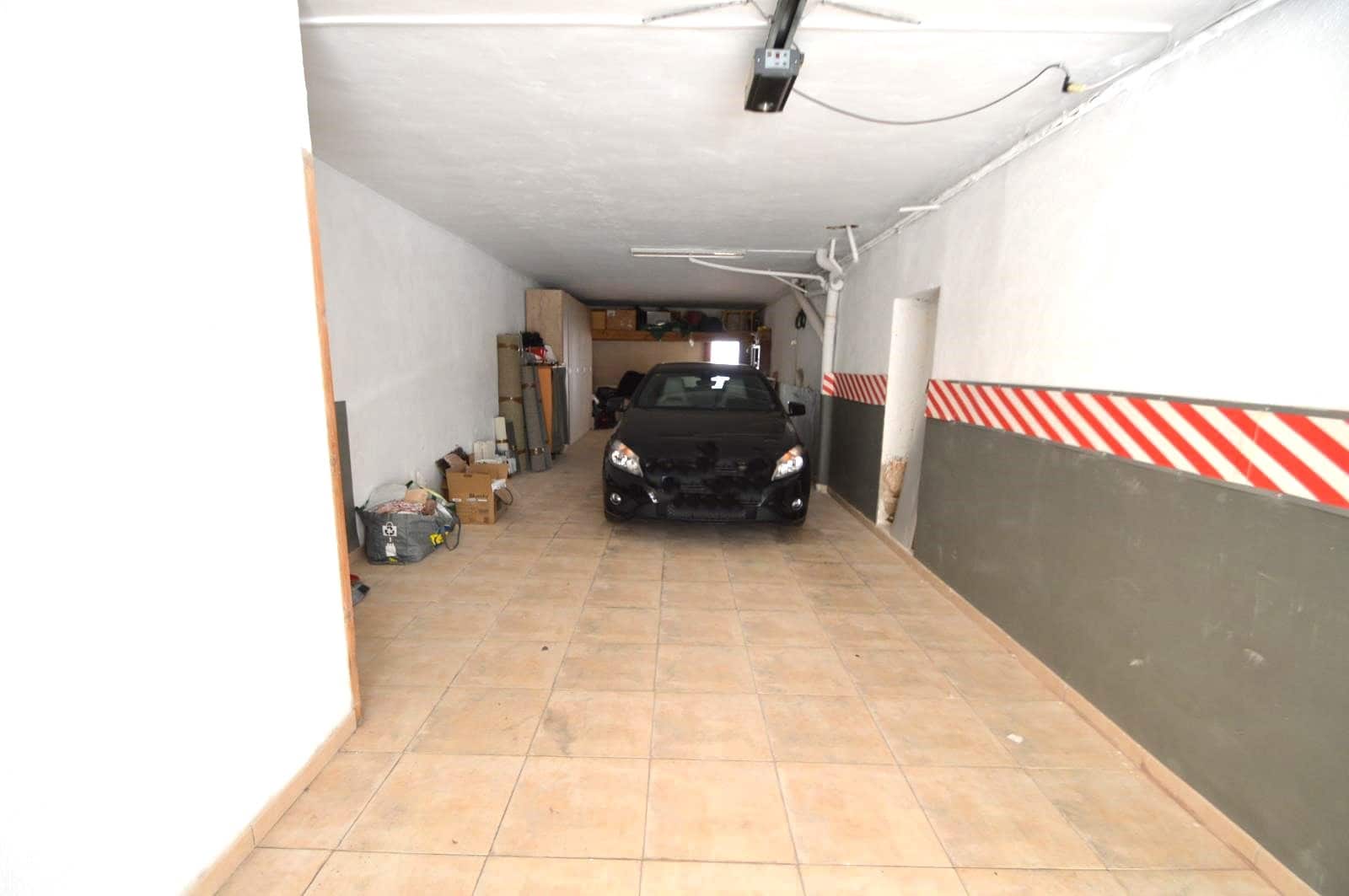 5 soveværelse Byhus til salg i Vinaros med garage - € 365.000 (Ref: 7788405)