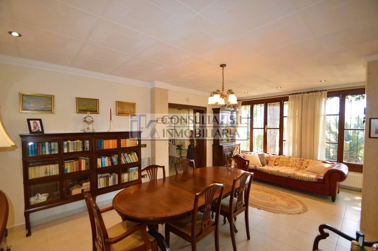 5 sypialnia Finka/Dom wiejski na sprzedaż w Vinaros z basenem garażem - 498 000 € (Ref: 7877555)