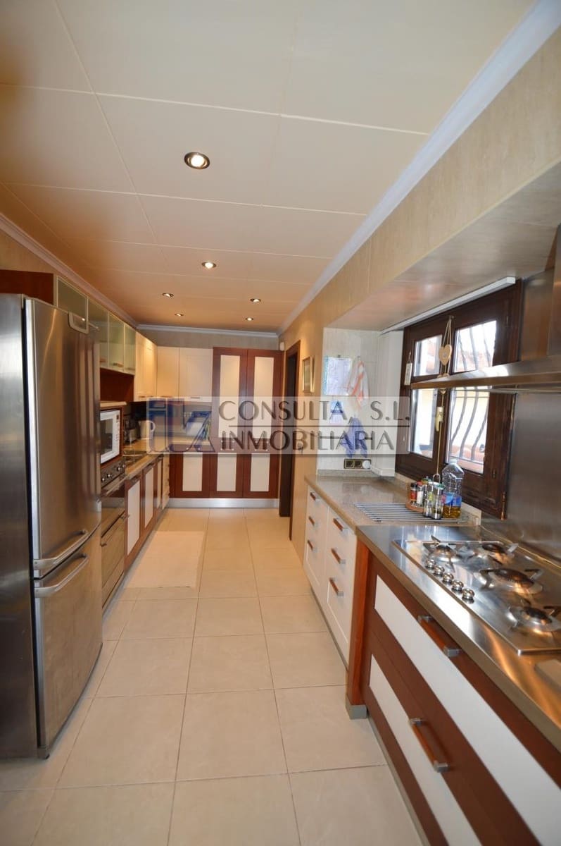 5 sypialnia Finka/Dom wiejski na sprzedaż w Vinaros z basenem garażem - 498 000 € (Ref: 7877555)