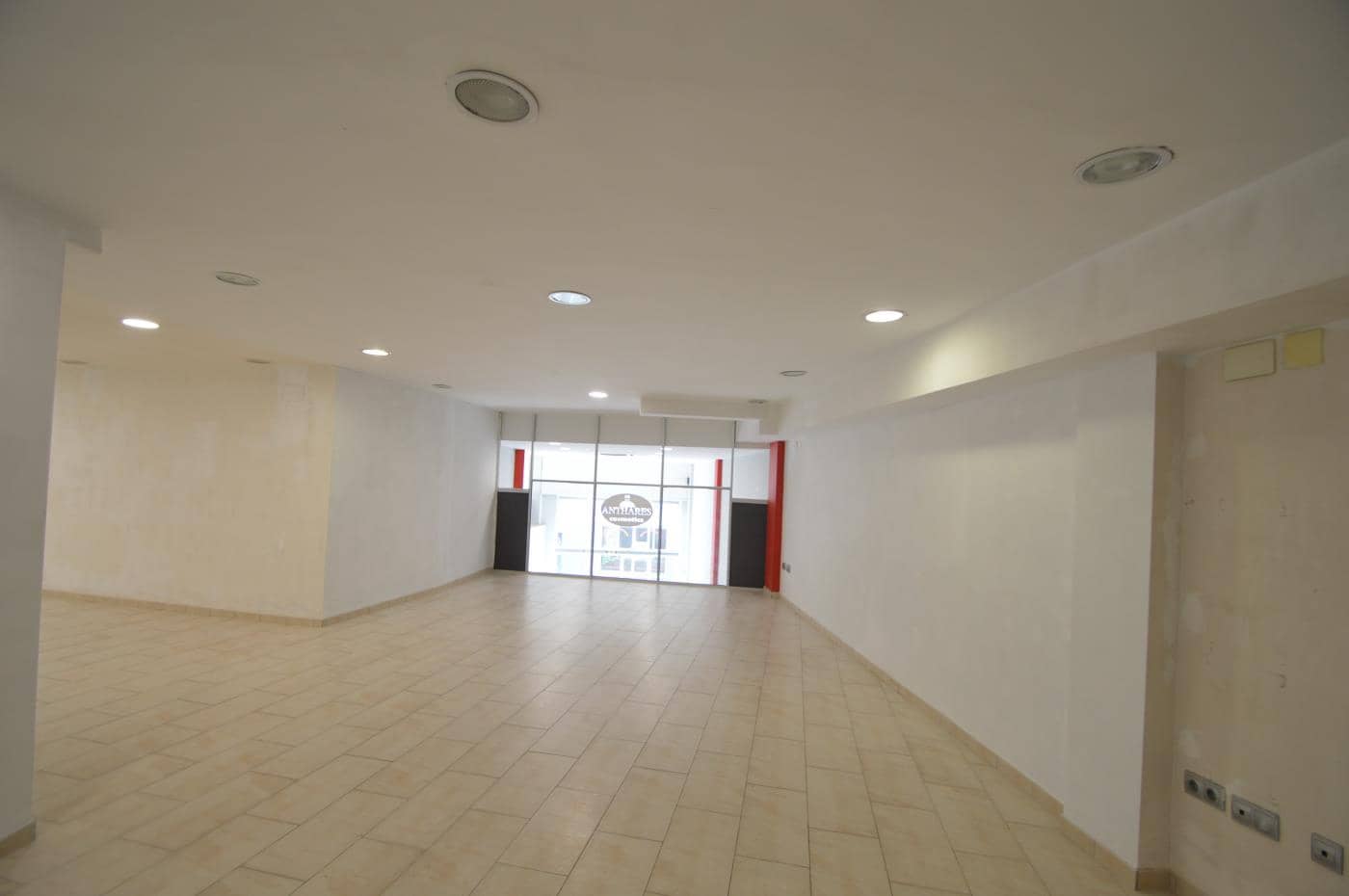 Local Commercial à vendre à Vinaros - 230 000 € (Ref: 8131197)