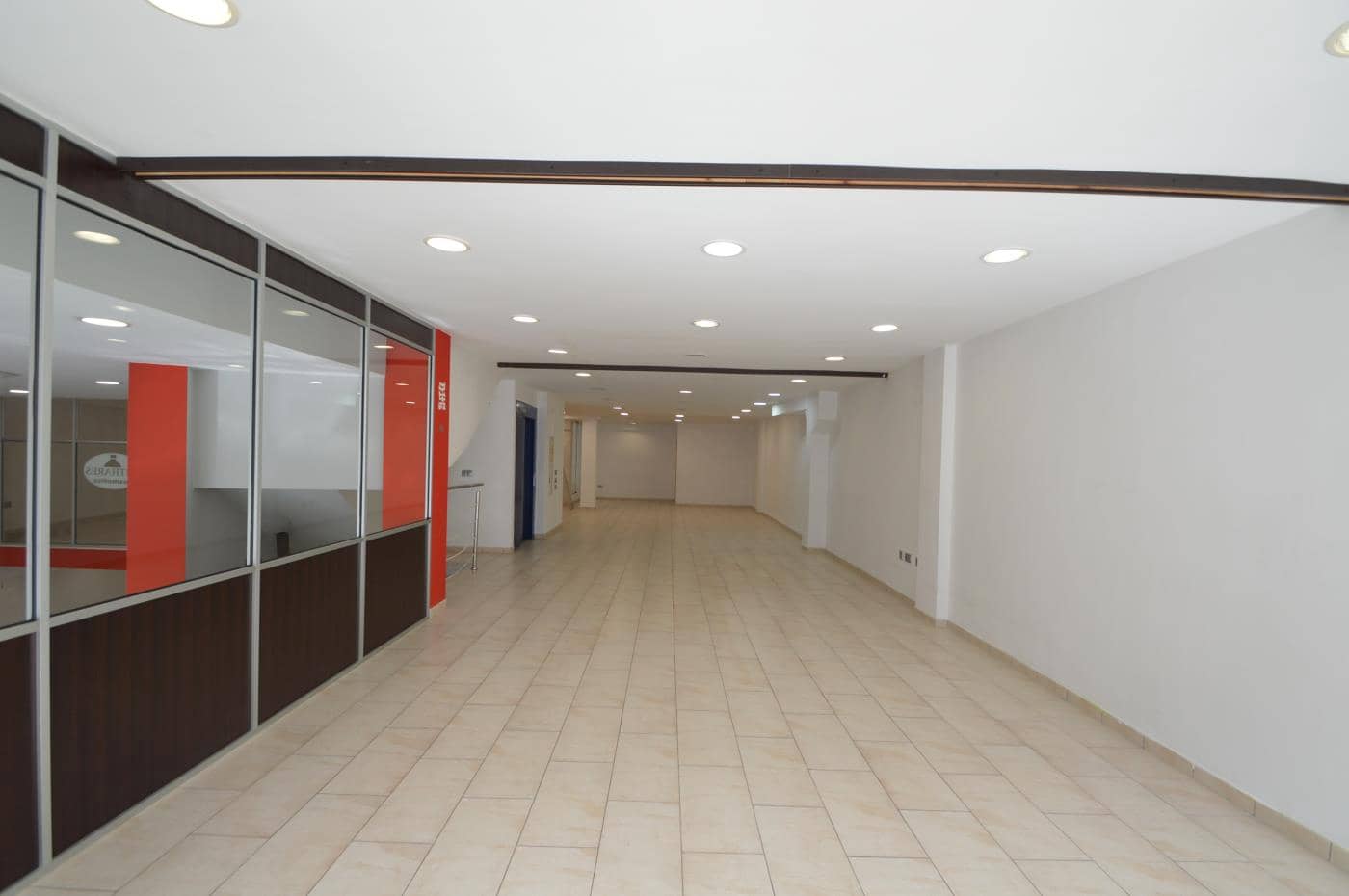 Local Commercial à vendre à Vinaros - 230 000 € (Ref: 8131197)