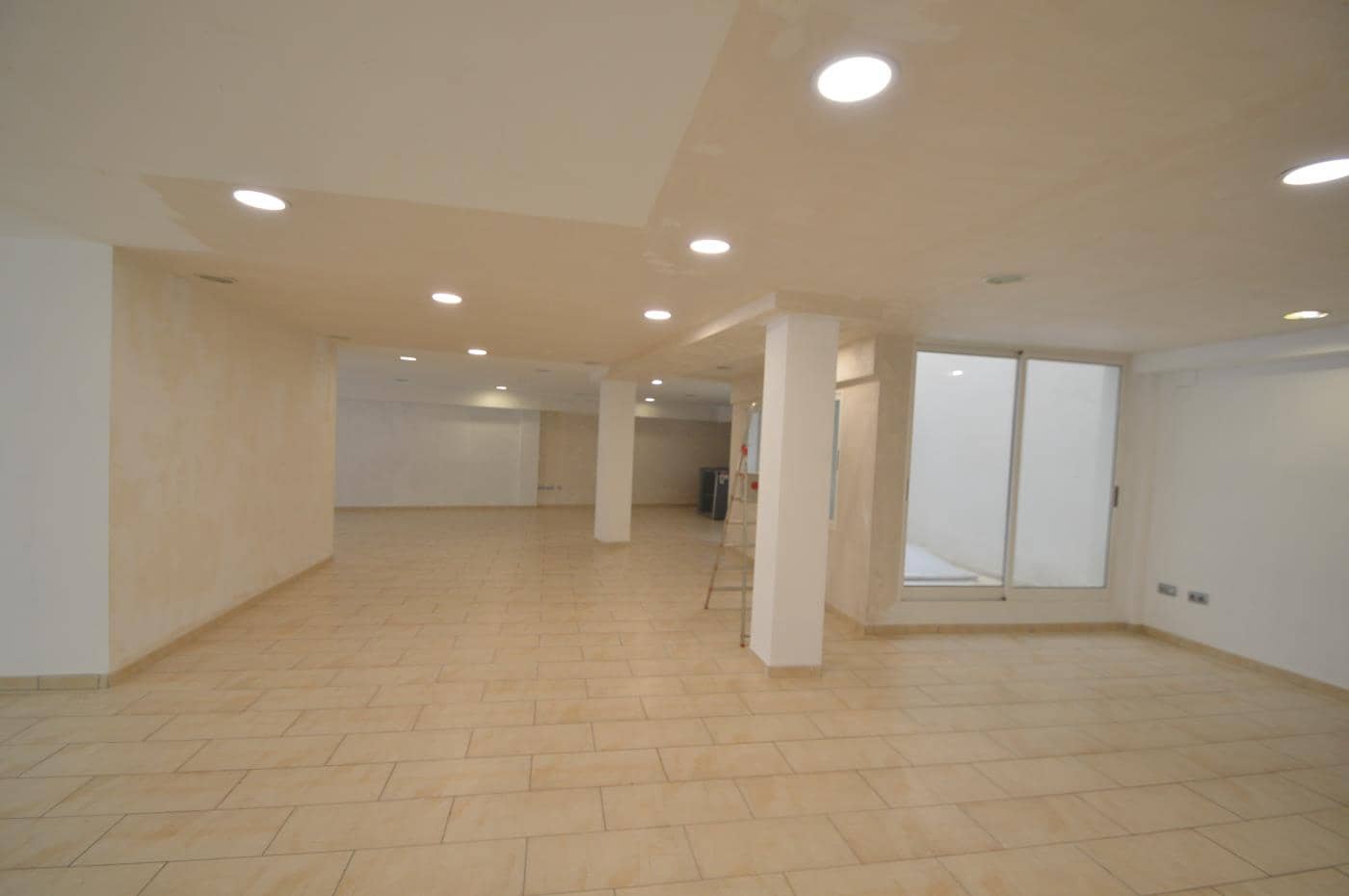 Local Commercial à vendre à Vinaros - 230 000 € (Ref: 8131197)