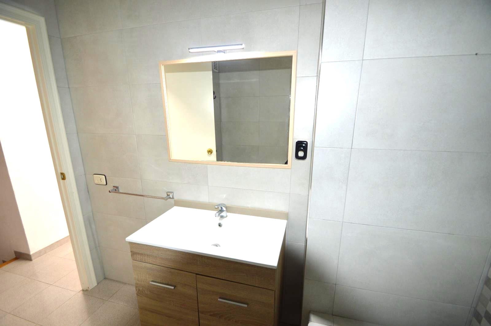 3 bedroom Apartment for rent in Vinaros with garage - € 650 (Ref: 8160704)