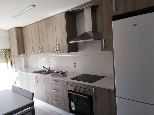 3 bedroom Apartment for rent in Vinaròs with garage - € 650 (Ref: 8160704)