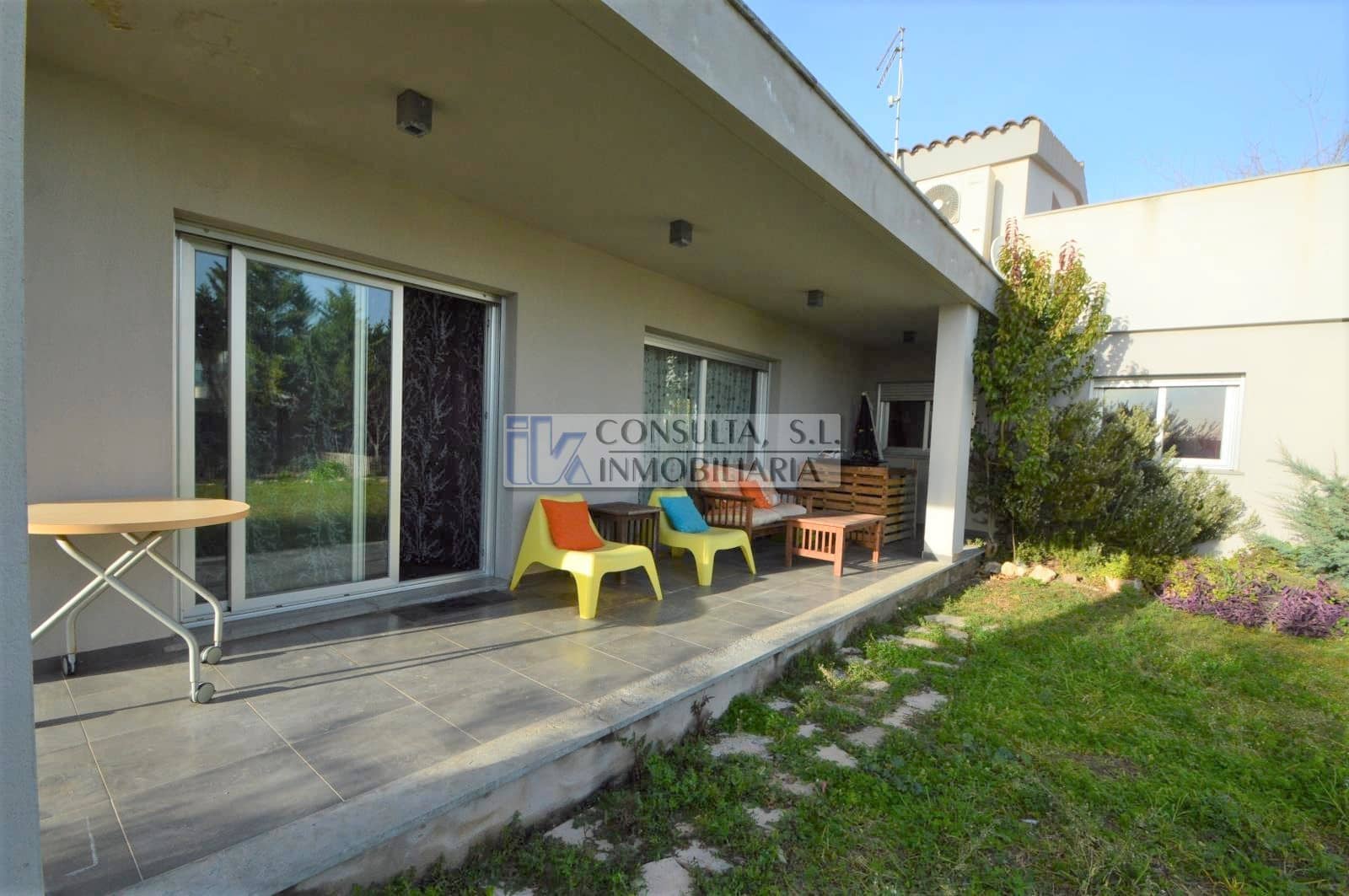 3 quarto Moradia para venda em Vinaros com garagem - 390 000 € (Ref: 8254341)