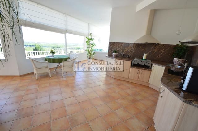 3 slaapkamer Villa te koop in Vinaròs met zwembad - € 920.000 (Ref: 8344374)