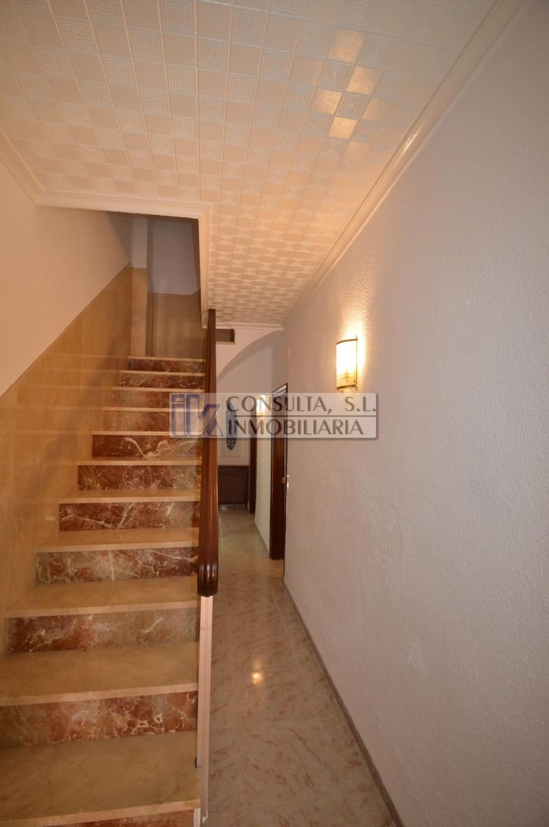 4 soveværelse Villa til salg i Vinaros med swimmingpool - € 285.000 (Ref: 8445095)