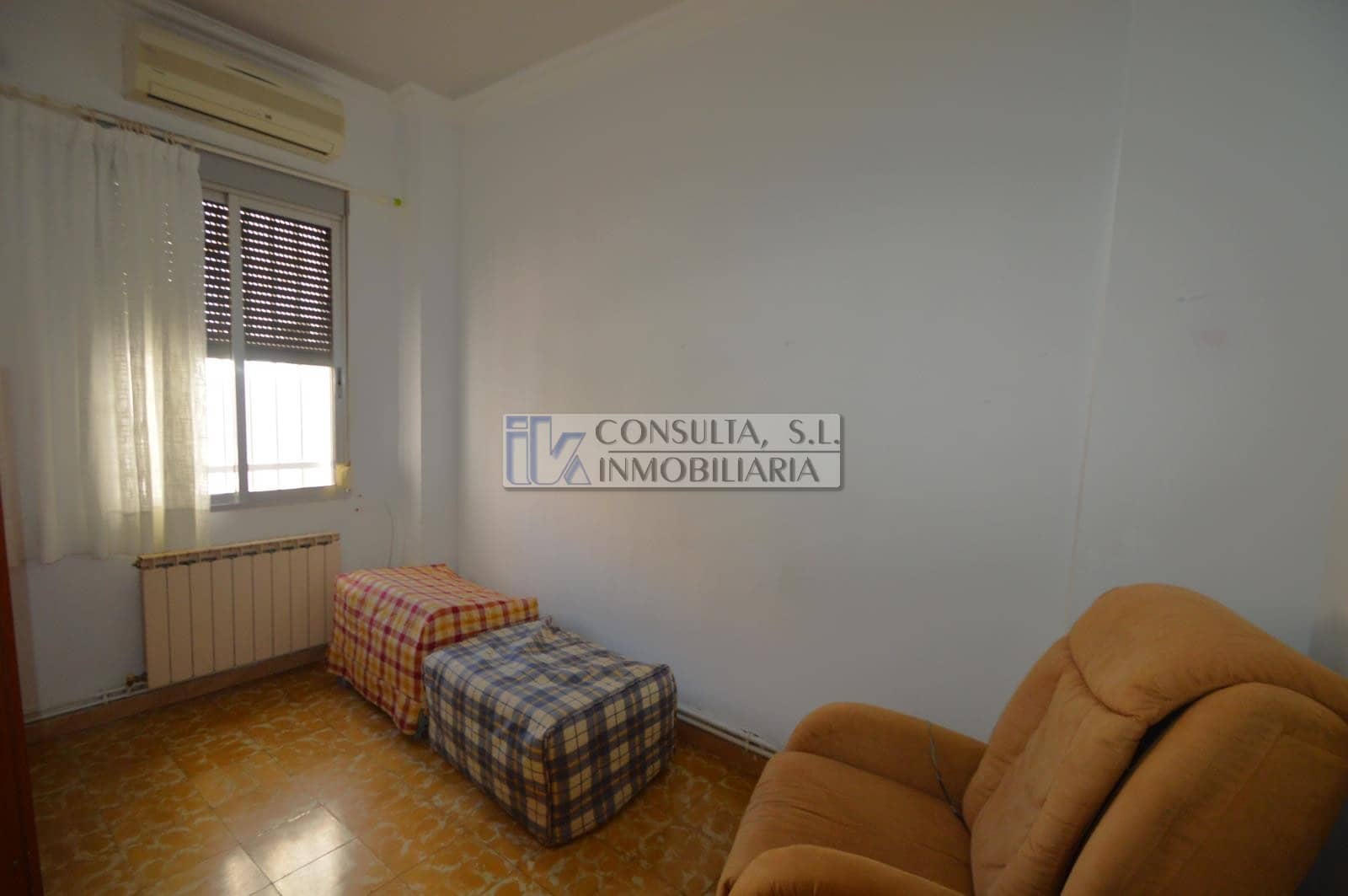 4 soveværelse Villa til salg i Vinaros med swimmingpool - € 285.000 (Ref: 8445095)