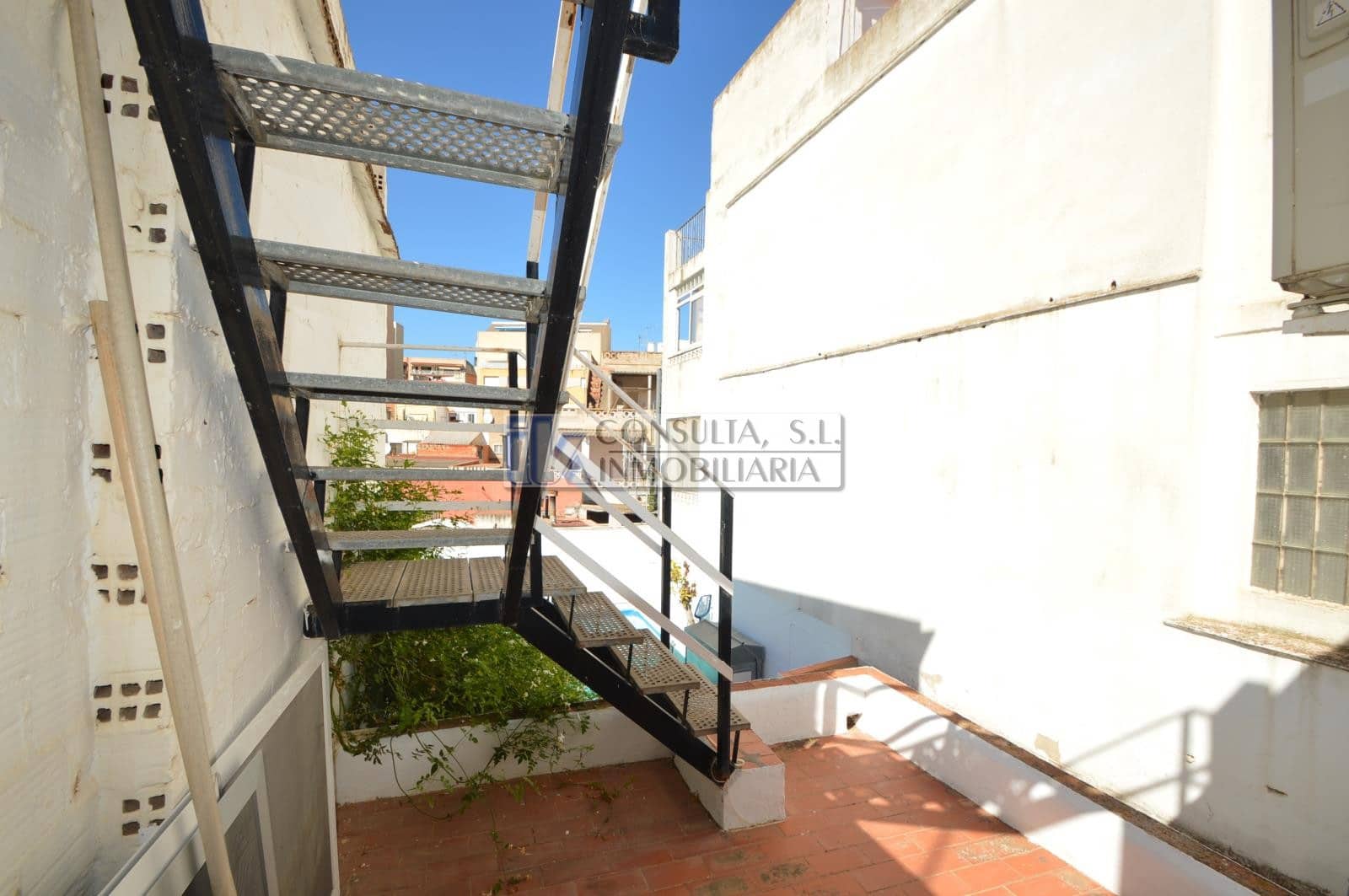 4 soveværelse Villa til salg i Vinaros med swimmingpool - € 285.000 (Ref: 8445095)