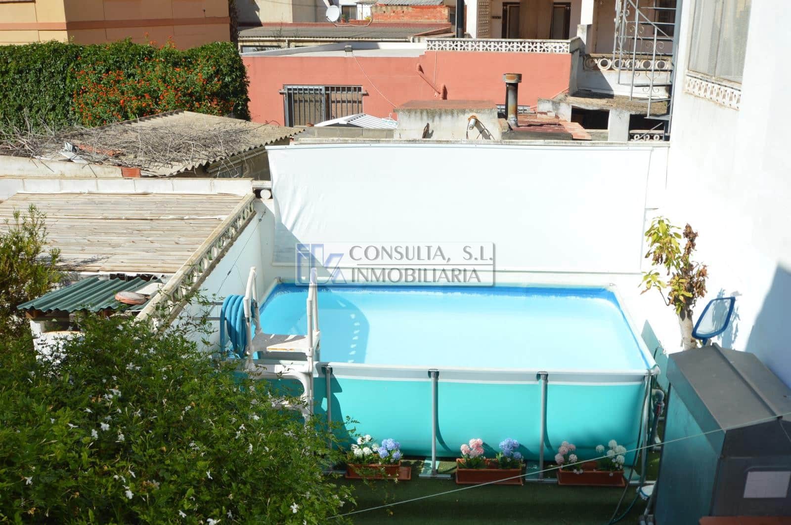 4 soveværelse Villa til salg i Vinaros med swimmingpool - € 285.000 (Ref: 8445095)