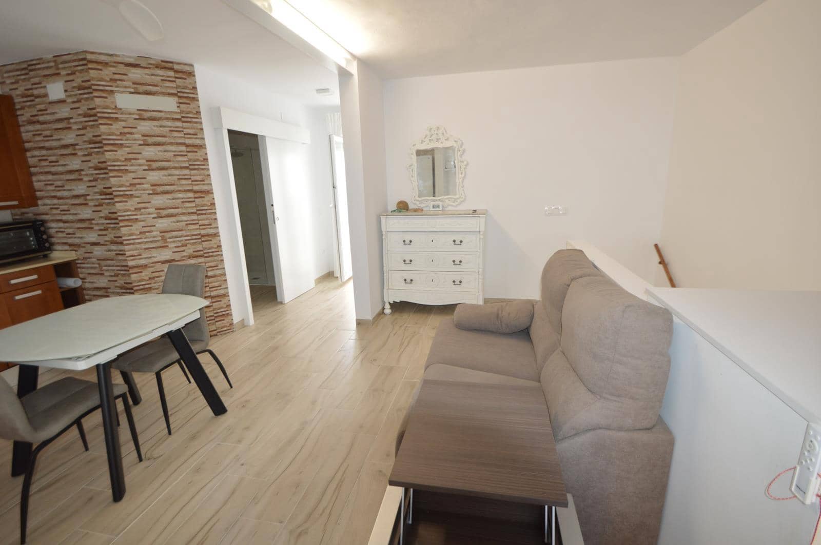 1 Zimmer Apartment zu vermieten in Vinaros - 500 € (Ref: 8447796)